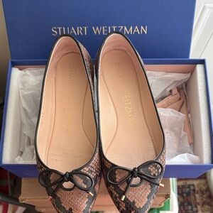 Stuart Weitzman Pink Snake-Print Leather Ballet Flats with Black Trim size 6